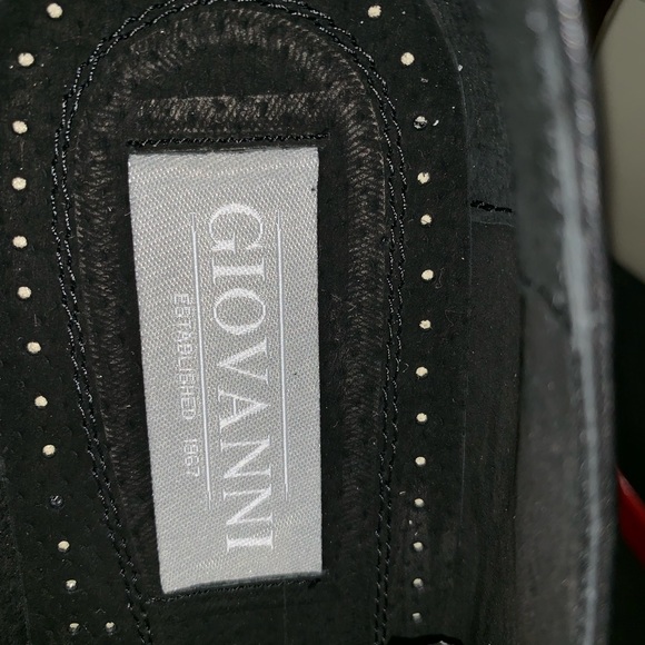 Mens dress shoes